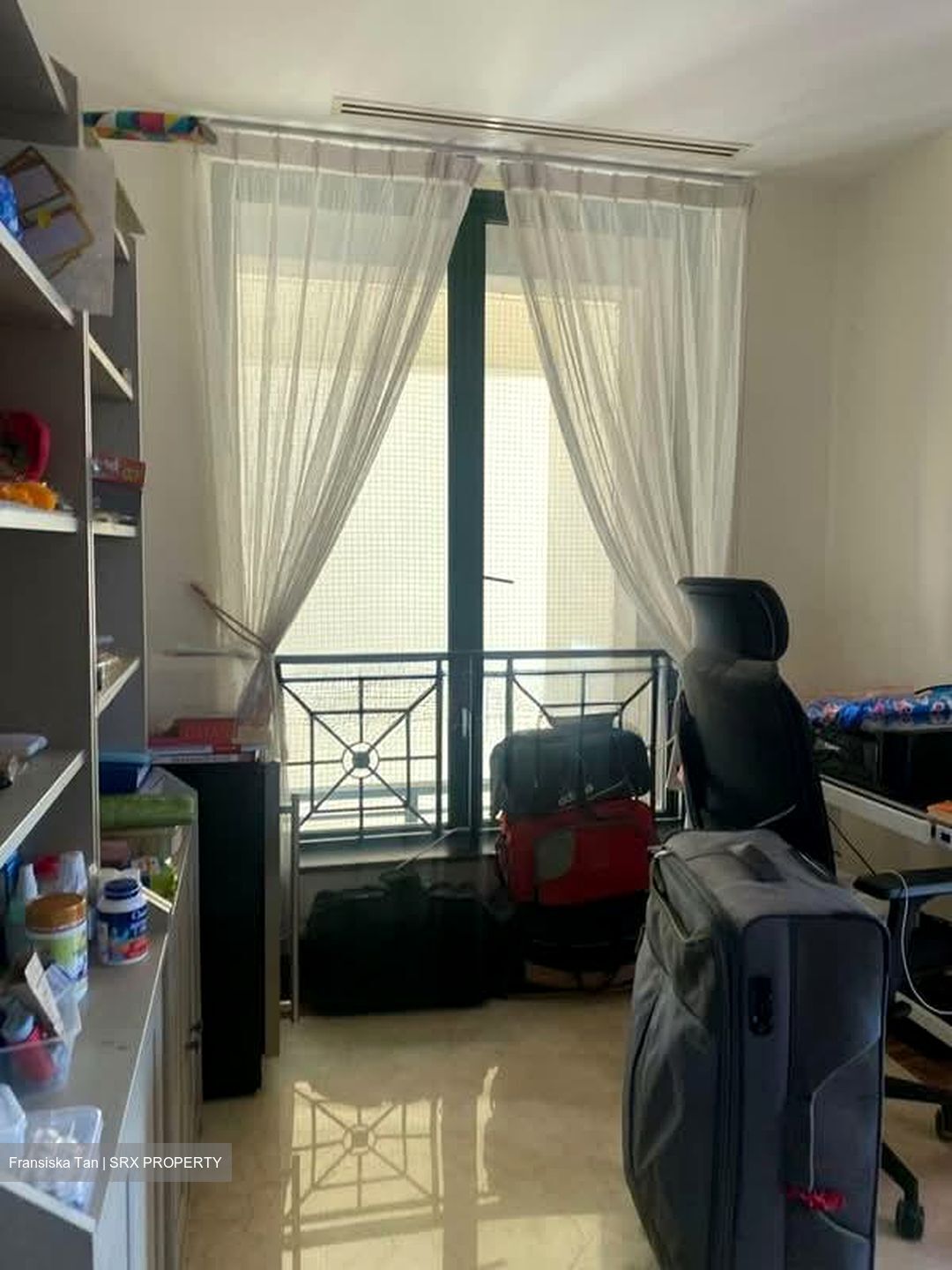 Pebble Bay (D15), Condominium #557979011